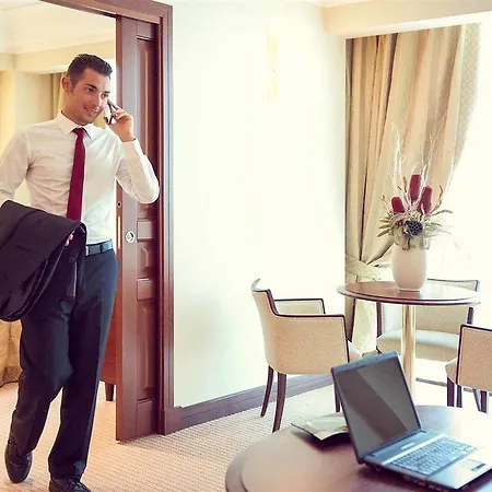 Mercure Siracusa 4*