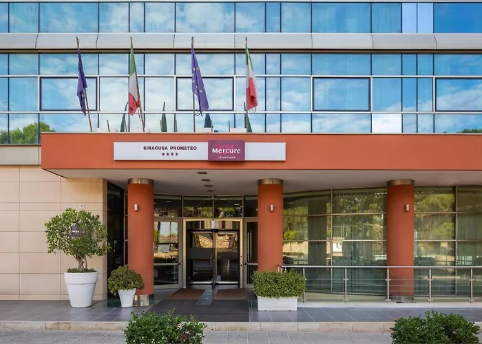 锡拉库扎美居酒店 4*