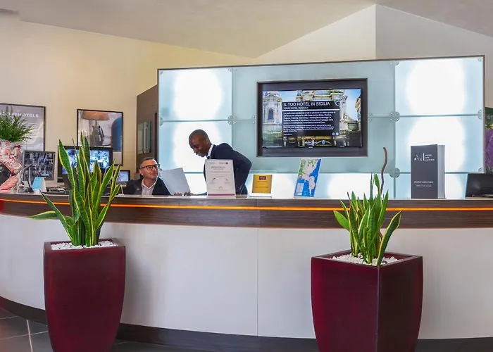 锡拉库扎美居酒店 4*