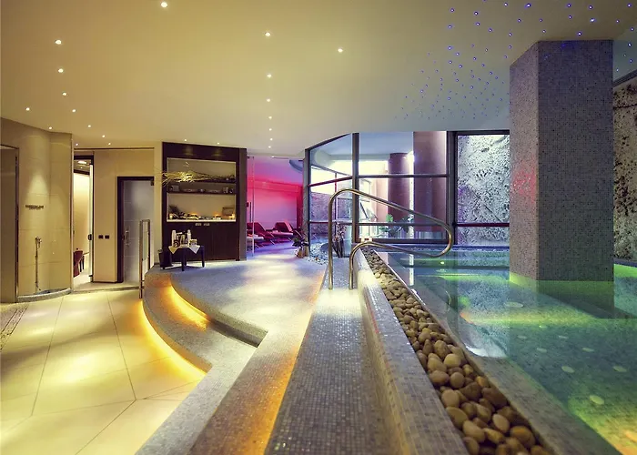 锡拉库扎美居酒店 酒店 4*